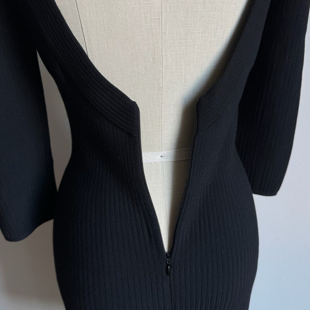 ALAÏA Black Ribbed Virgin Wool Little Black Dress - Picture 8 of 11